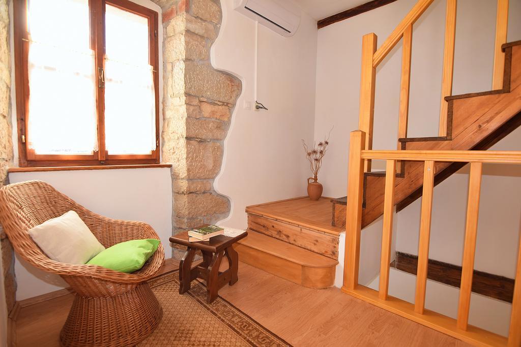 Apartment Malia Kaštelir Dış mekan fotoğraf