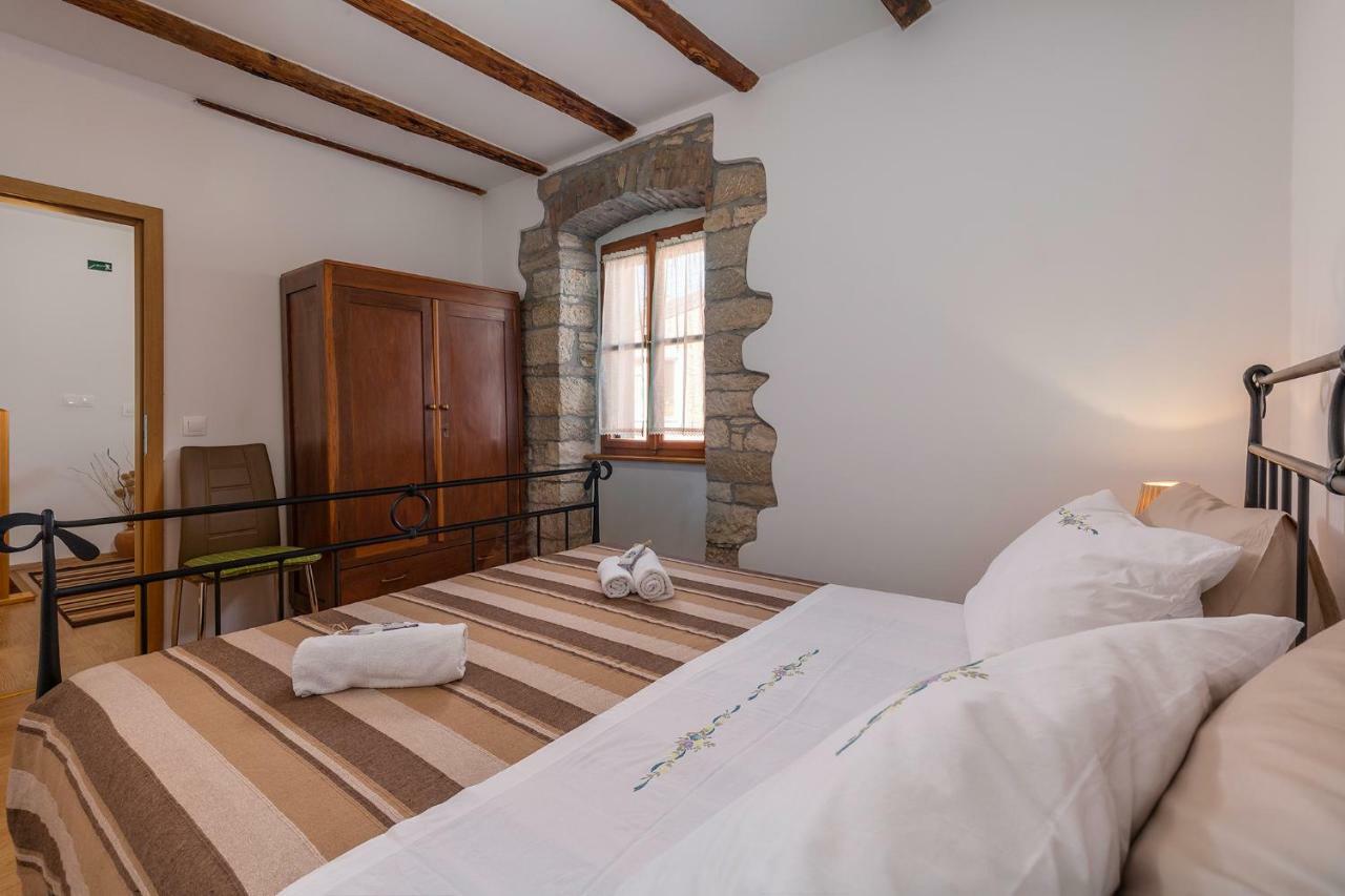Apartment Malia Kaštelir Dış mekan fotoğraf